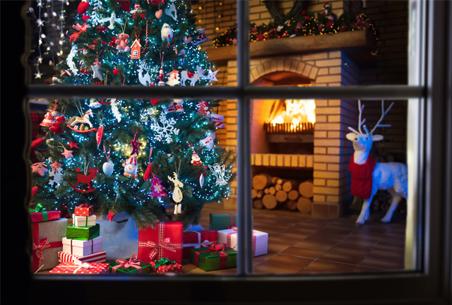Christmas tree and presents