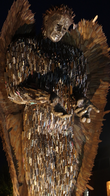 knife angel